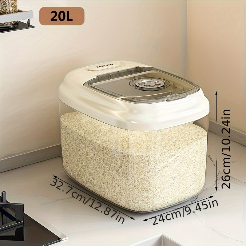 Large-capacity plastic rice container—a great helper for kitchen storage.