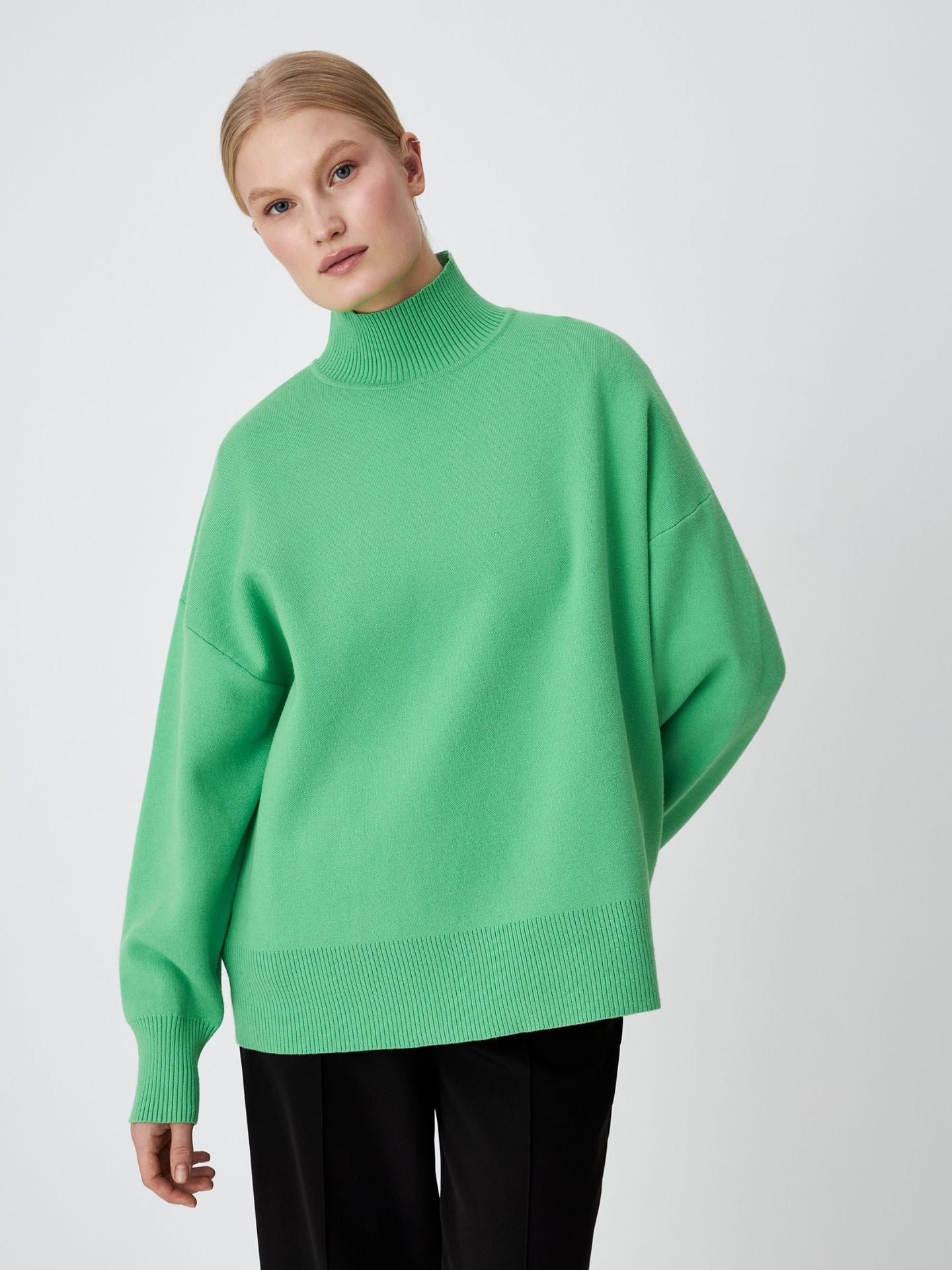 Hot selling pullover oversize women elegant knitwear solid color temperament half turtleneck sweaters